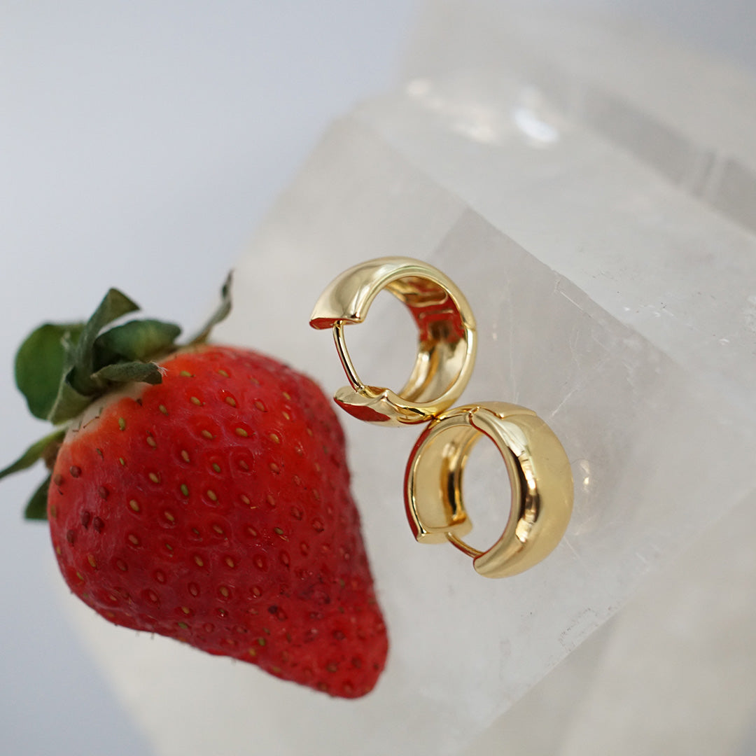 【NY】ピアス: Wide 14K Gold Hoop Mini