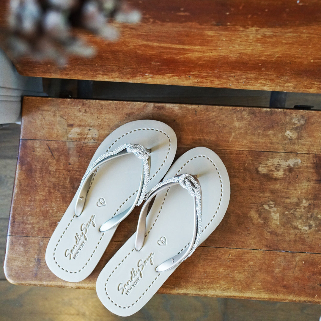 【JP】プレッツエルロープビジューのフラットビーチサンダルKnot_Crystal Rhinestone rope Women's Flat Sandal