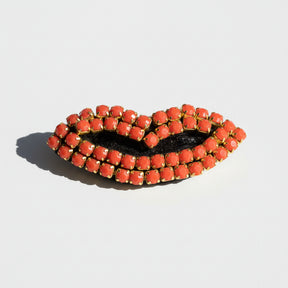 【NY】レッドのリップスティック：ビジューブローチLipstick - Brooch