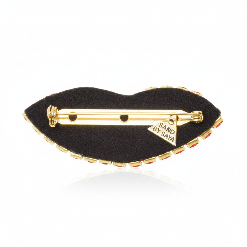 【NY】レッドのリップスティック：ビジューブローチLipstick - Brooch