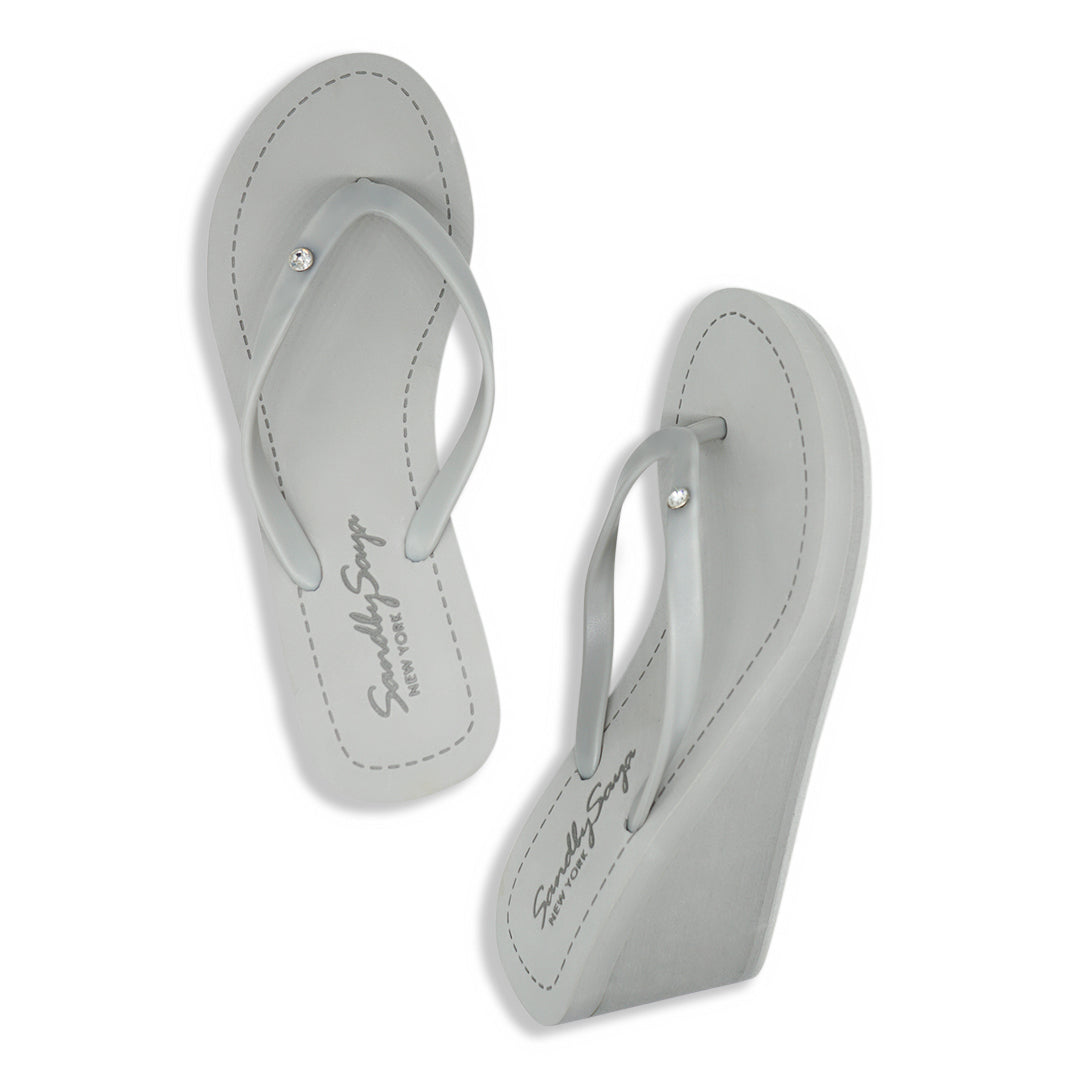 【JP】ビジュースタッズチャームのハイウェッジヒール：ビーチサンダル1 Circle Studs Small - High Wedge Sandal -Japan Stock