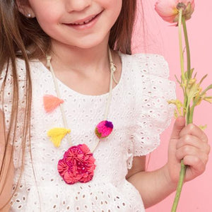 【NY】Noho Pink Flower Kids Pom Pom Necklace